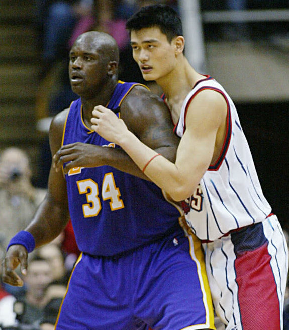 Yao Ming and O'Neal (data of the first match between Yao Ming and O'Neal)